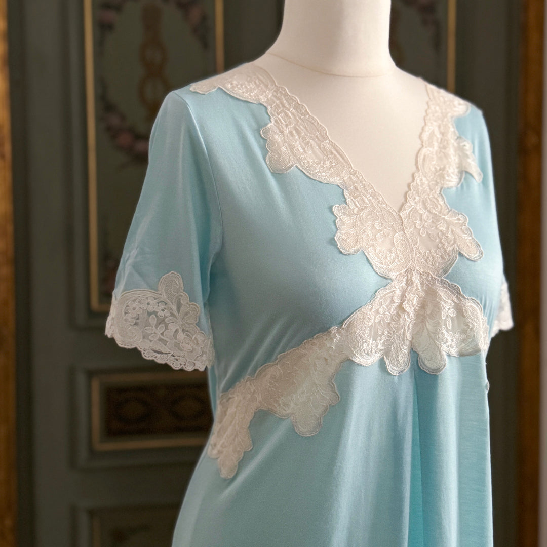 THELMA NIGHTGOWN - LIGHT BLUE