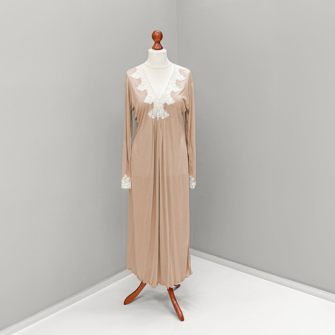 ROBIN NIGHTGOWN