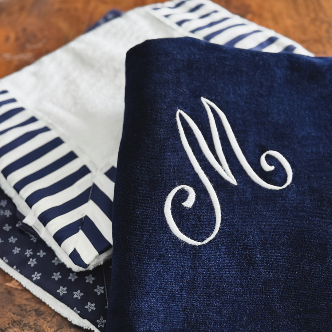 BATH SHEET - NAVY/WHITE