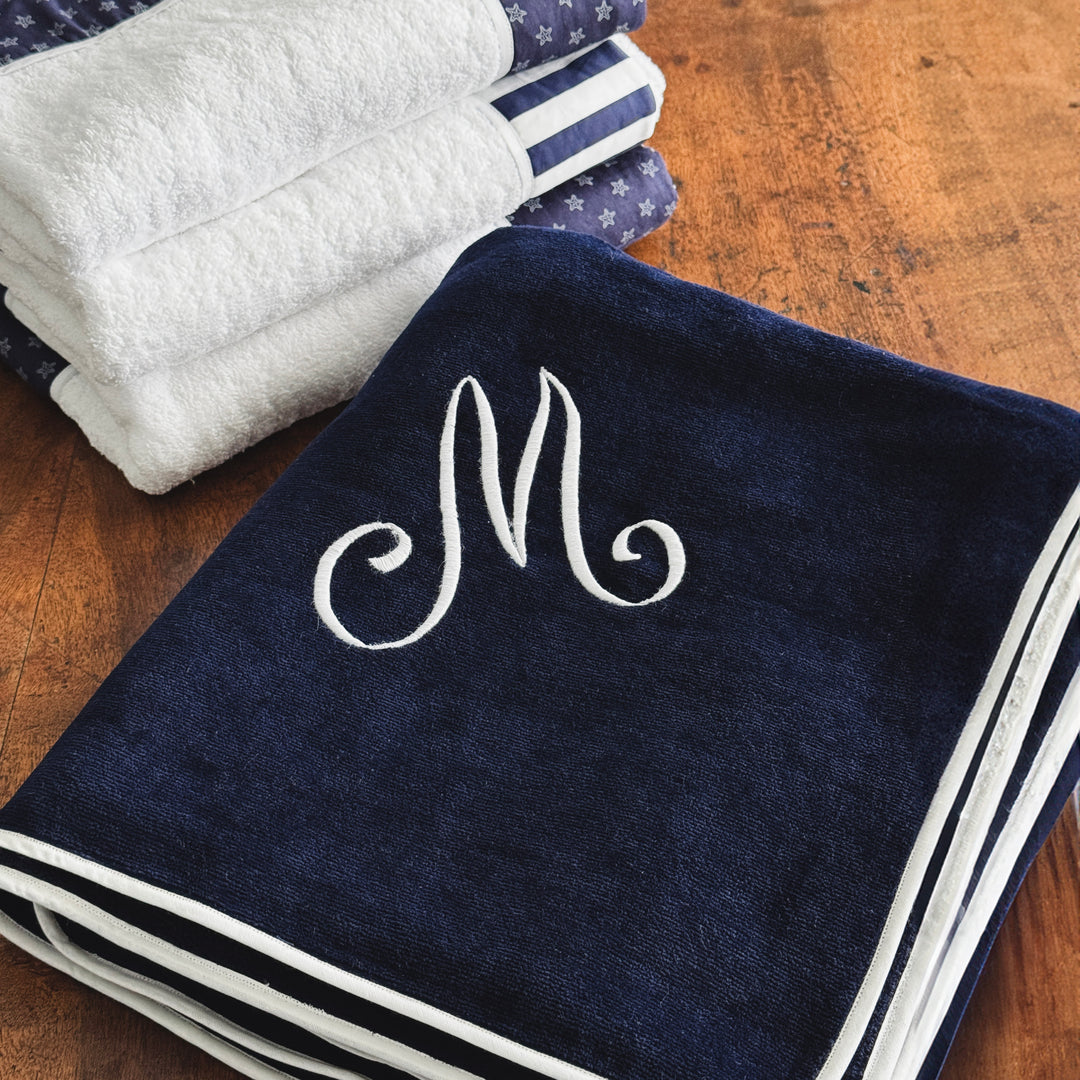 BATH SHEET - NAVY/WHITE