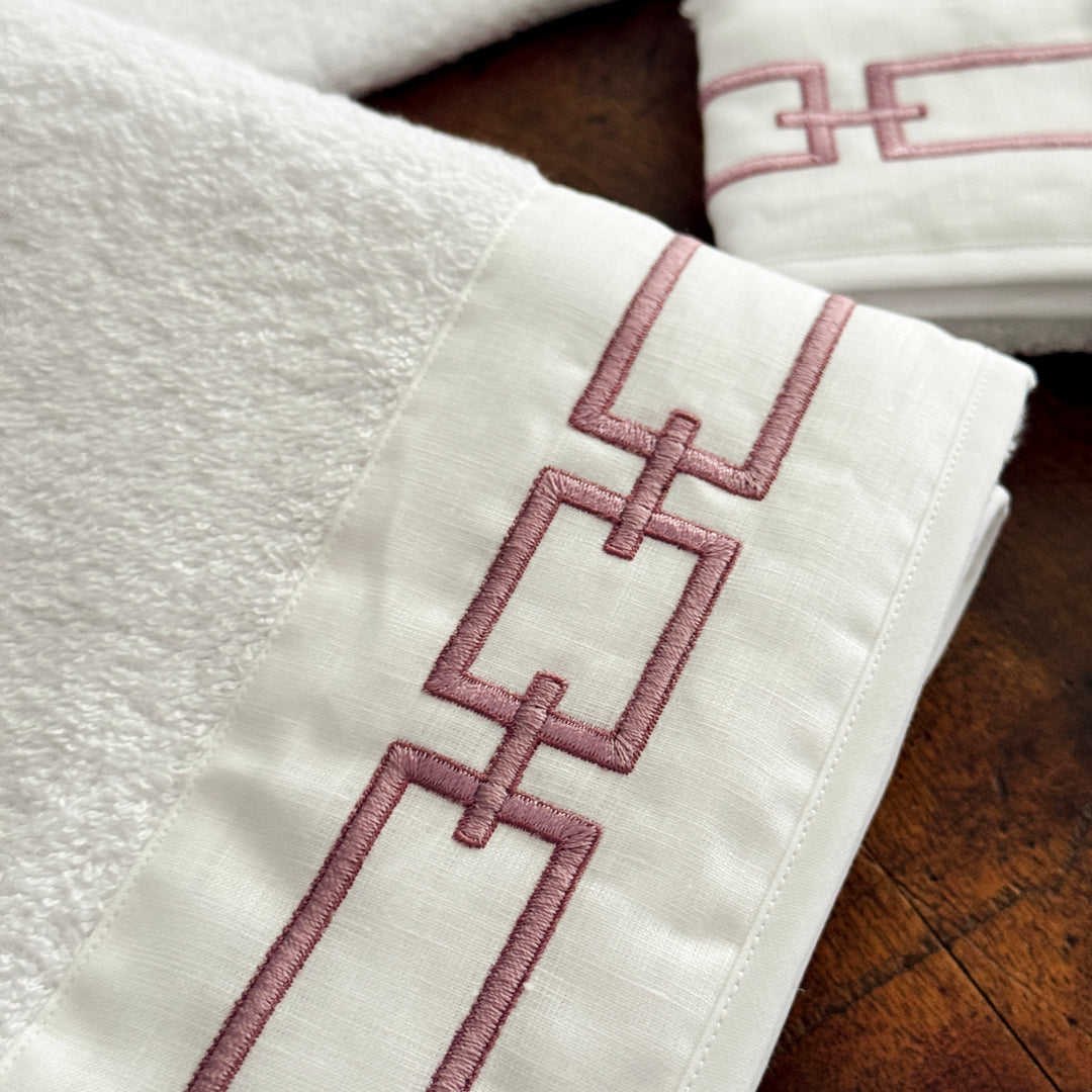 CHAINS FULL BATH SET - WHITE/PINK