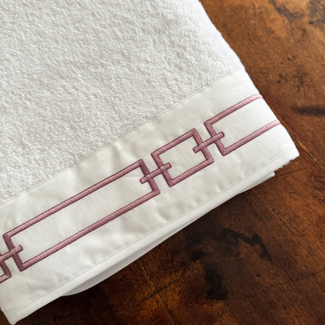 CHAINS BATH SHEET - WHITE/PINK