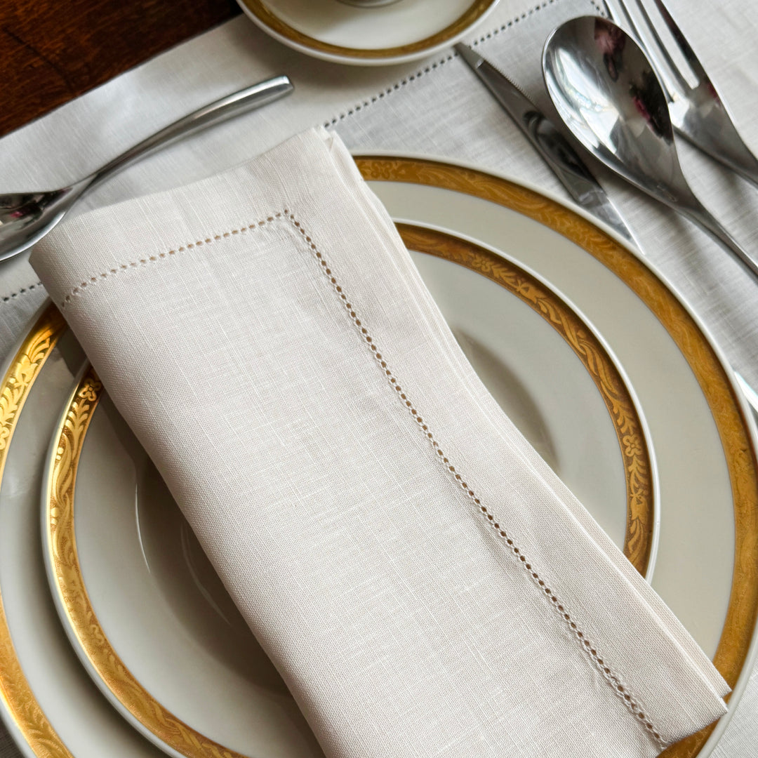PLACEMAT SET CREAM- A JOUR