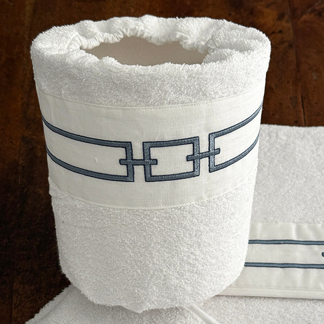 CHAINS - BATH BIN WHIET/AVIO