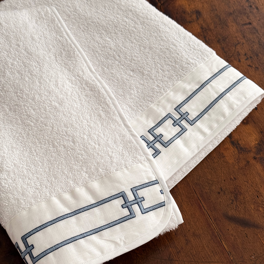 CHAINS FULL BATH SET - WHITE/AVIO