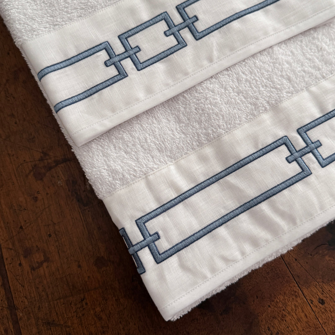 CHAINS TOWEL SET - WHITE/AVIO