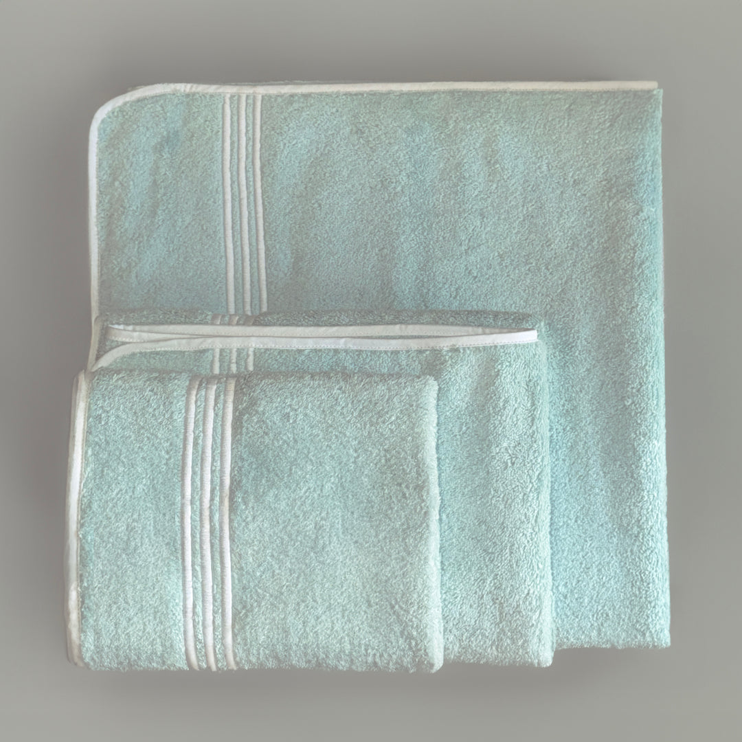 CRYSTAL FULL BATH SET - AQUAMARINE