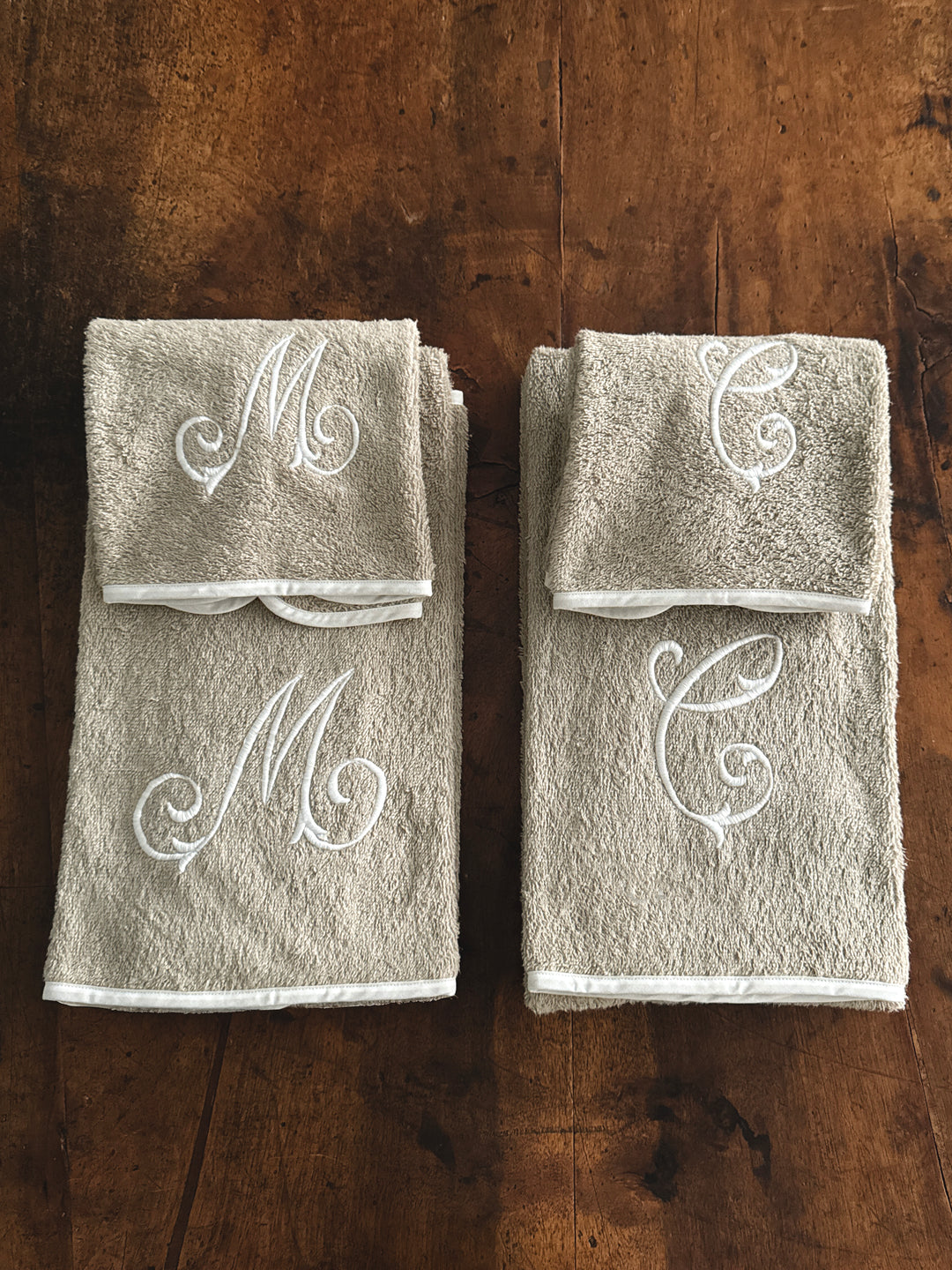 TOWEL SET MONOGRAM - BEIGE