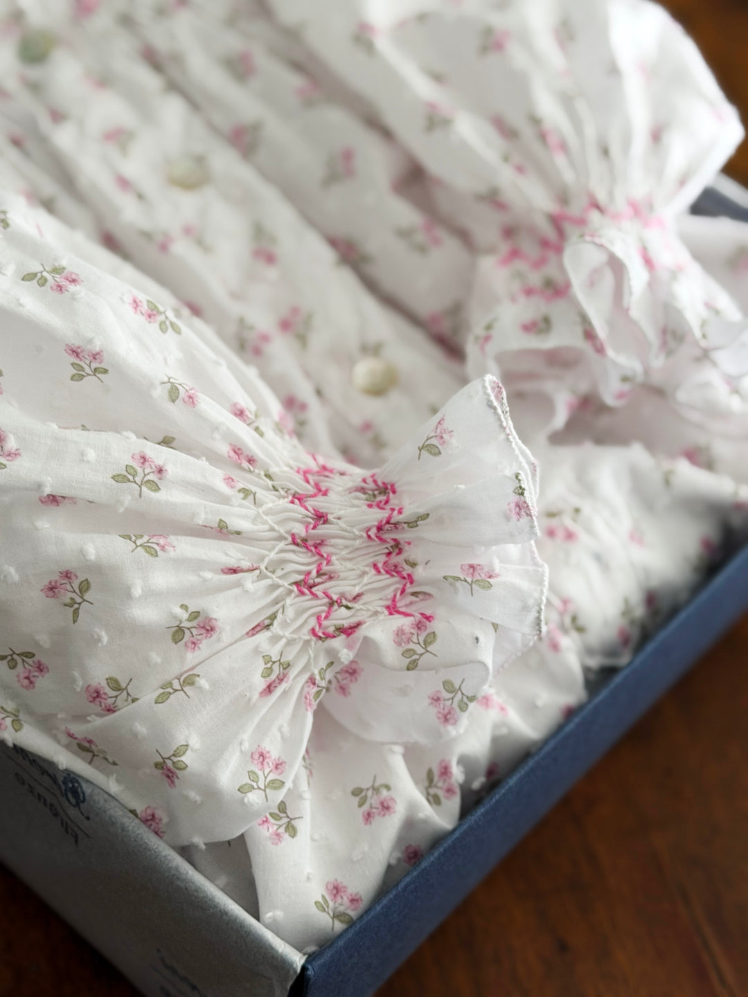 CAMICIA DA NOTTE A FIORI CON SMOCK - PLUMETIS