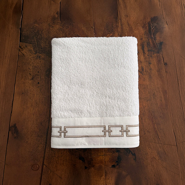 CHAINS BATH SHEET - WHITE/LIGHT GOLD