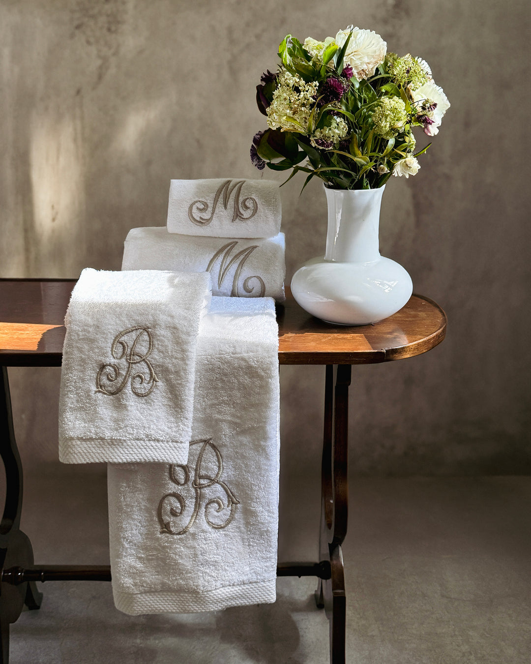 MONOGRAM TOWEL SET