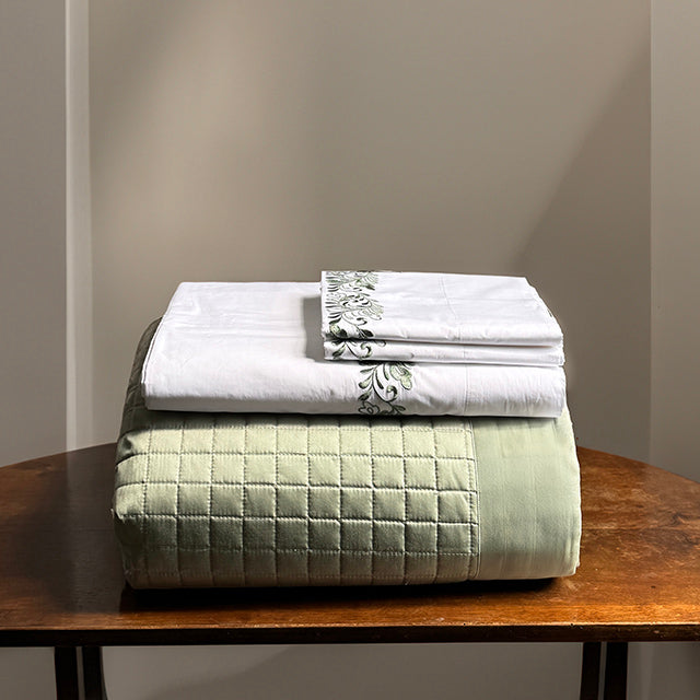 LIGHT QUILT - GREEN