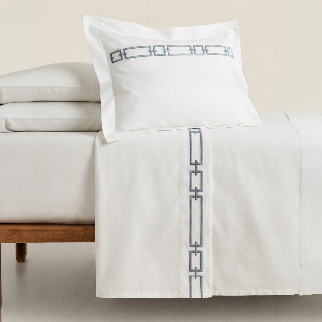 STRIPED BED SET - WHITE/BLUE