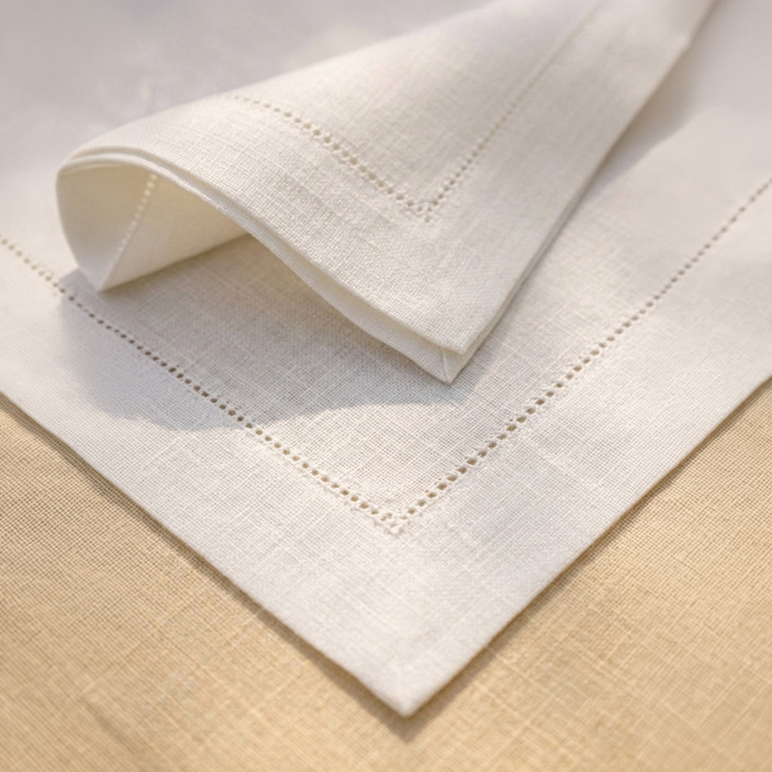 PLACEMAT SET CREAM- A JOUR