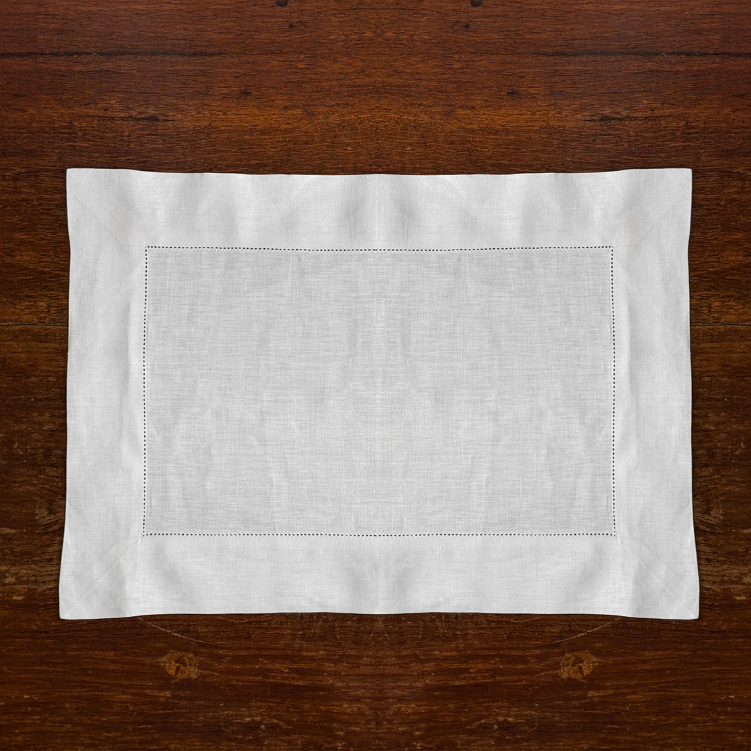 PLACEMAT WHITE - A JOUR