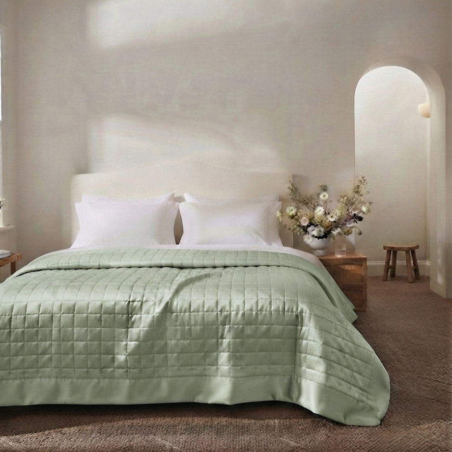 LIGHT QUILT - GREEN